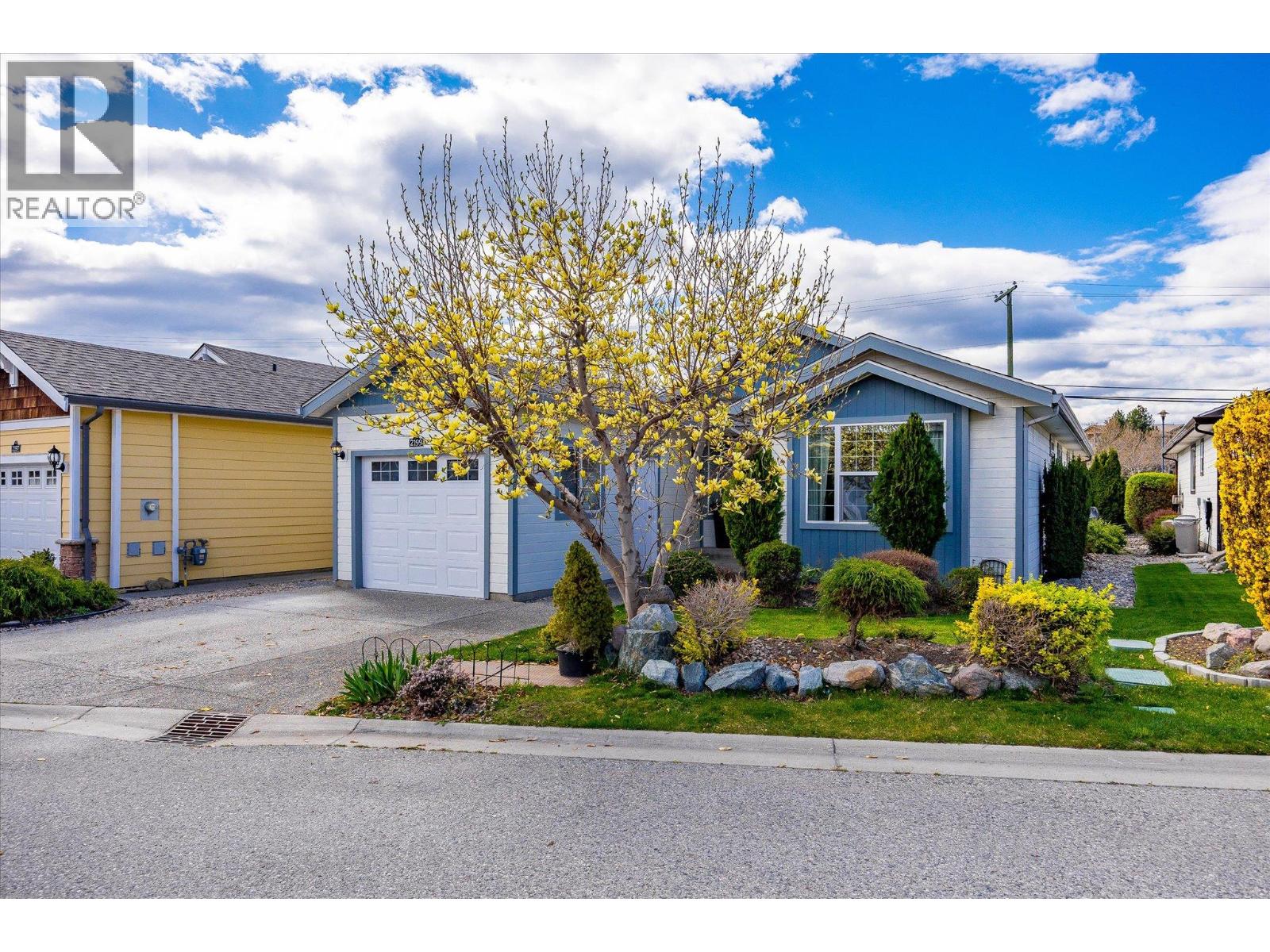  2199 Mimosa Drive, Westbank