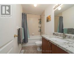 97 Hollingsworth Circle, Brampton, ON L7A0J5 Photo 11