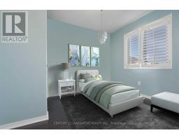 97 Hollingsworth Circle, Brampton, ON L7A0J5 Photo 13