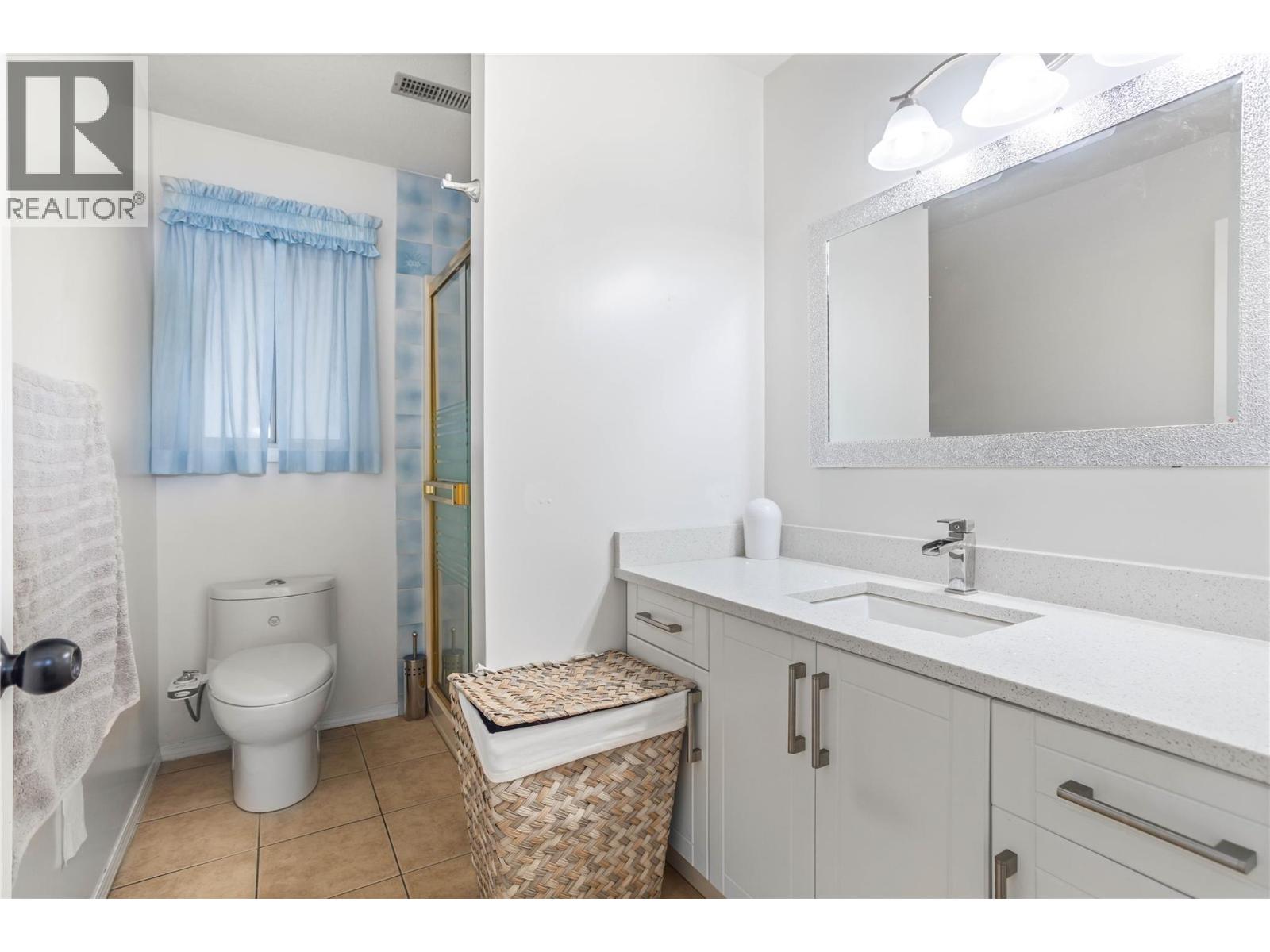  1730 Simpson Court, Kelowna