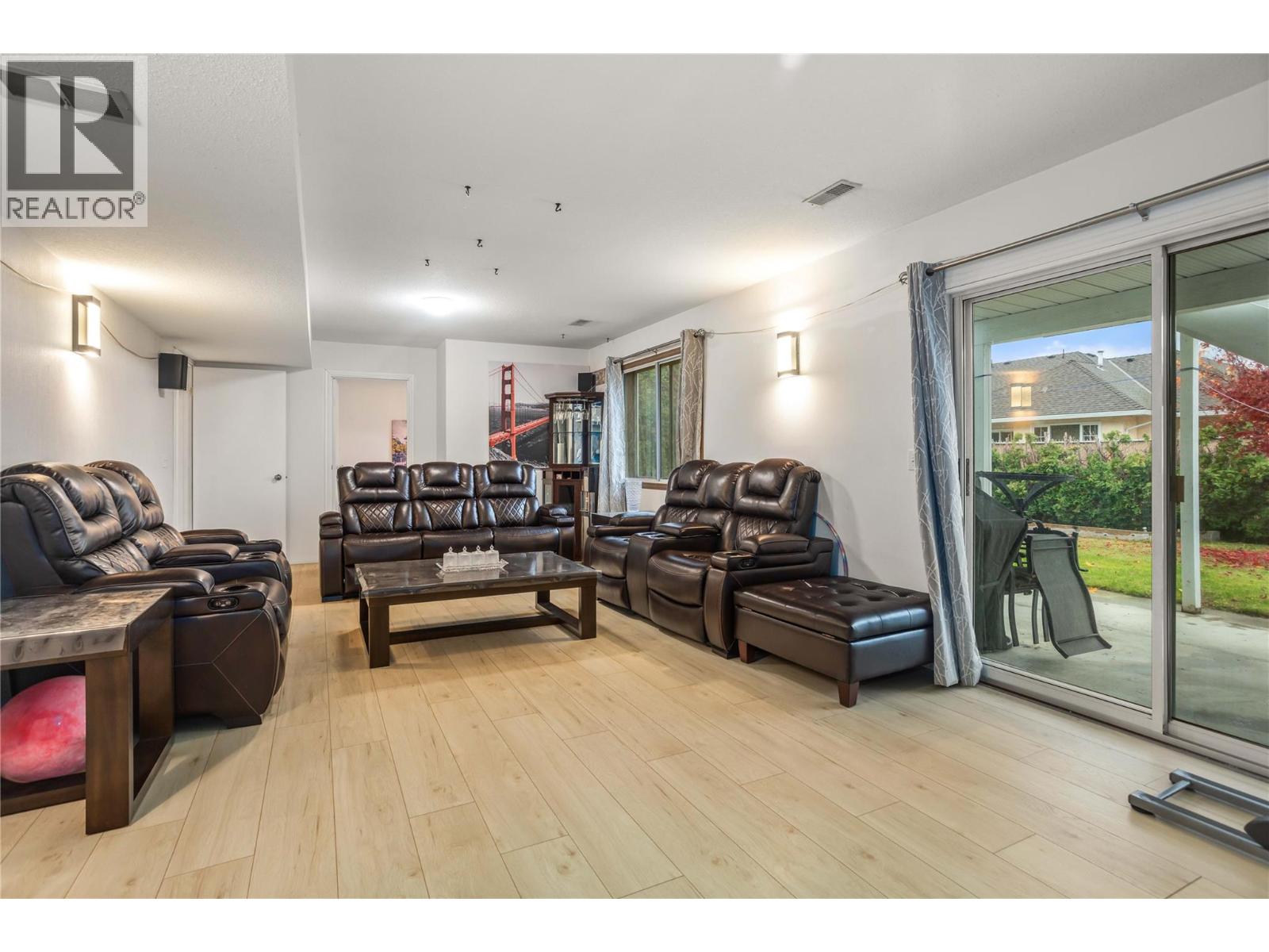  1730 Simpson Court, Kelowna
