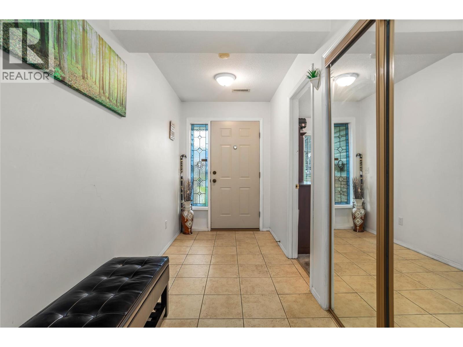  1730 Simpson Court, Kelowna