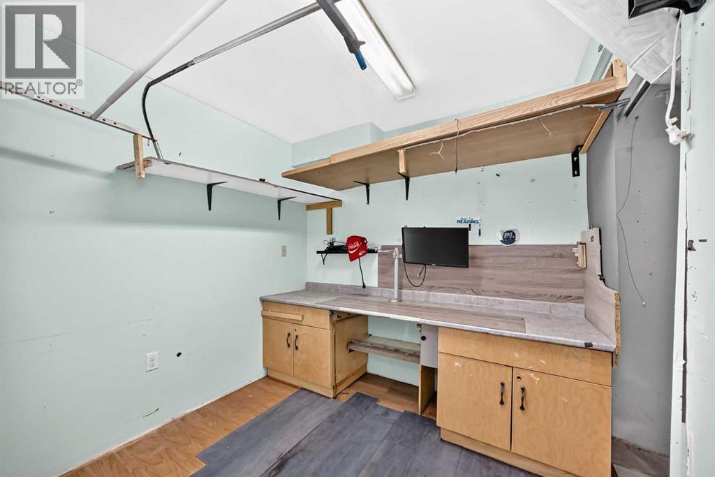 39 Aberdare Way NE - 15