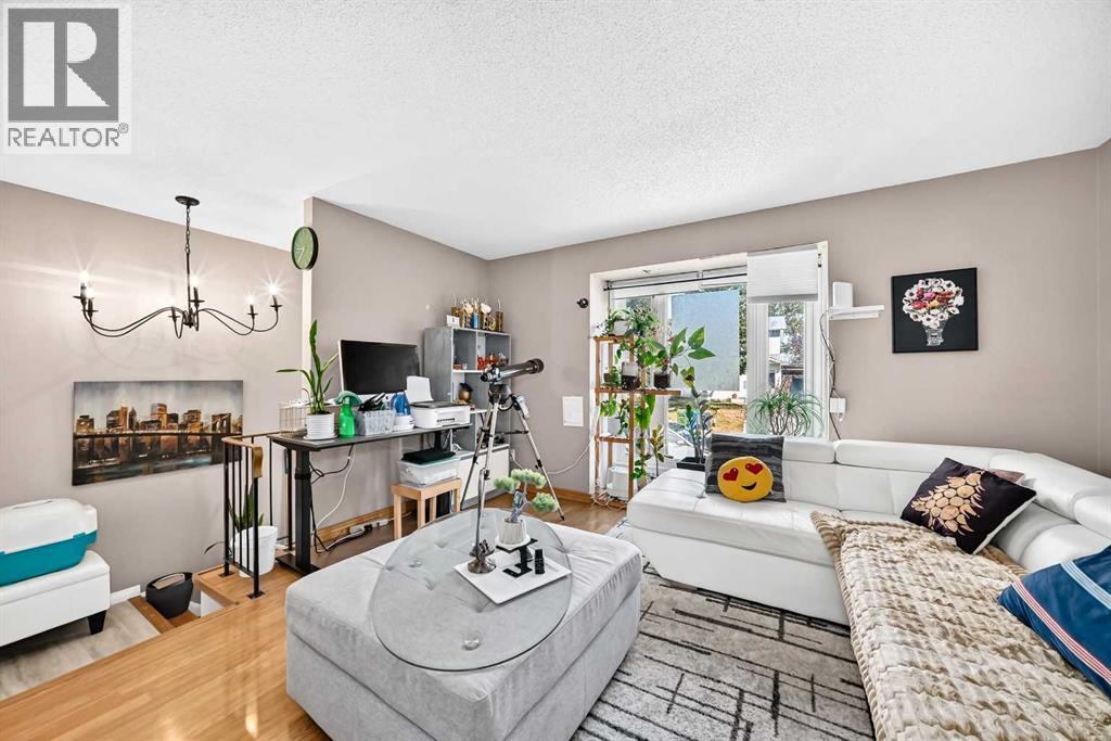39 Aberdare Way NE - 3