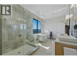 615 Kingswood Terrace, Kelowna, BC V1V0J2 Photo 49