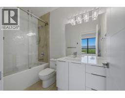 615 Kingswood Terrace, Kelowna, BC V1V0J2 Photo 54