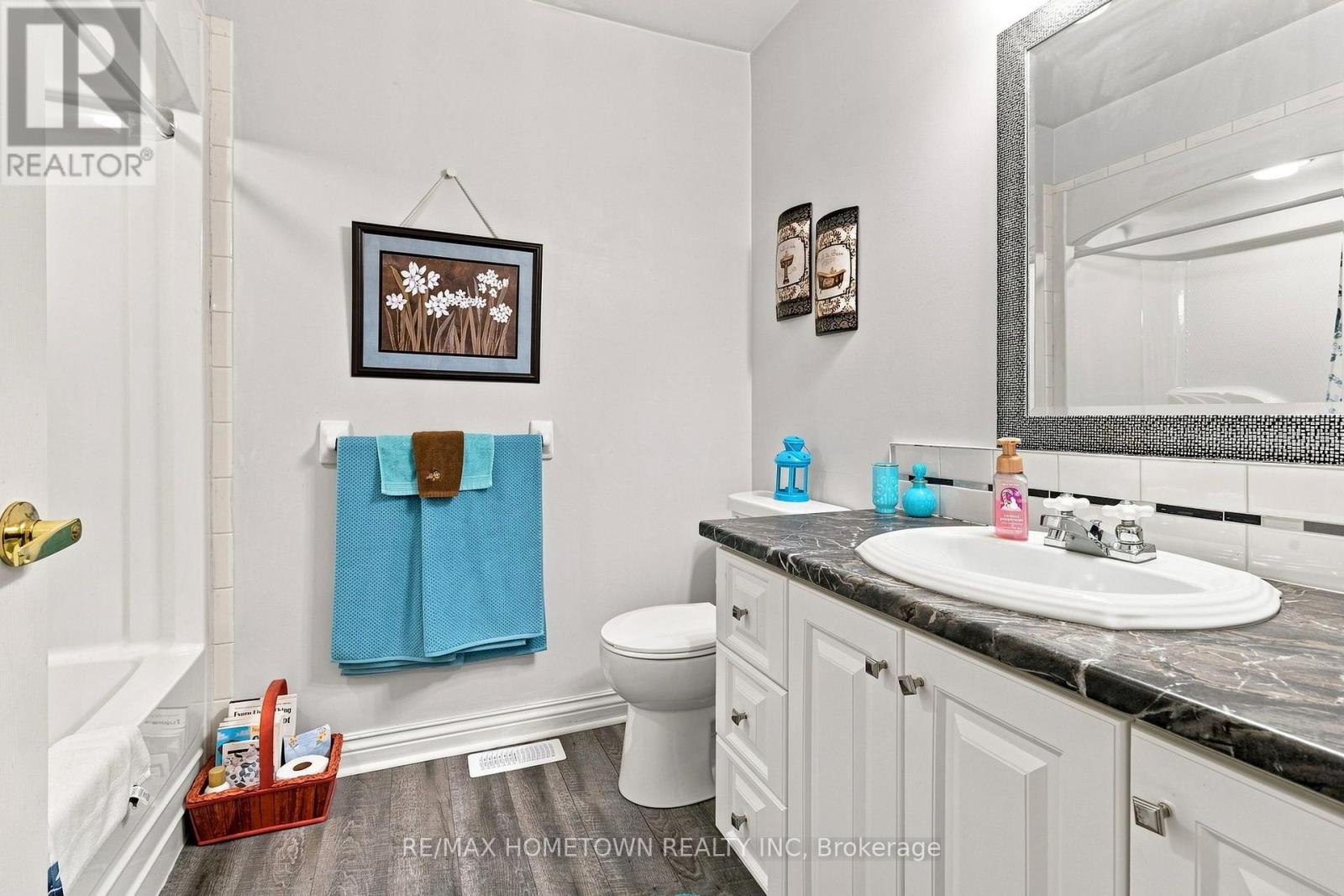 1046 BRIDLEWOOD DRIVE - 23