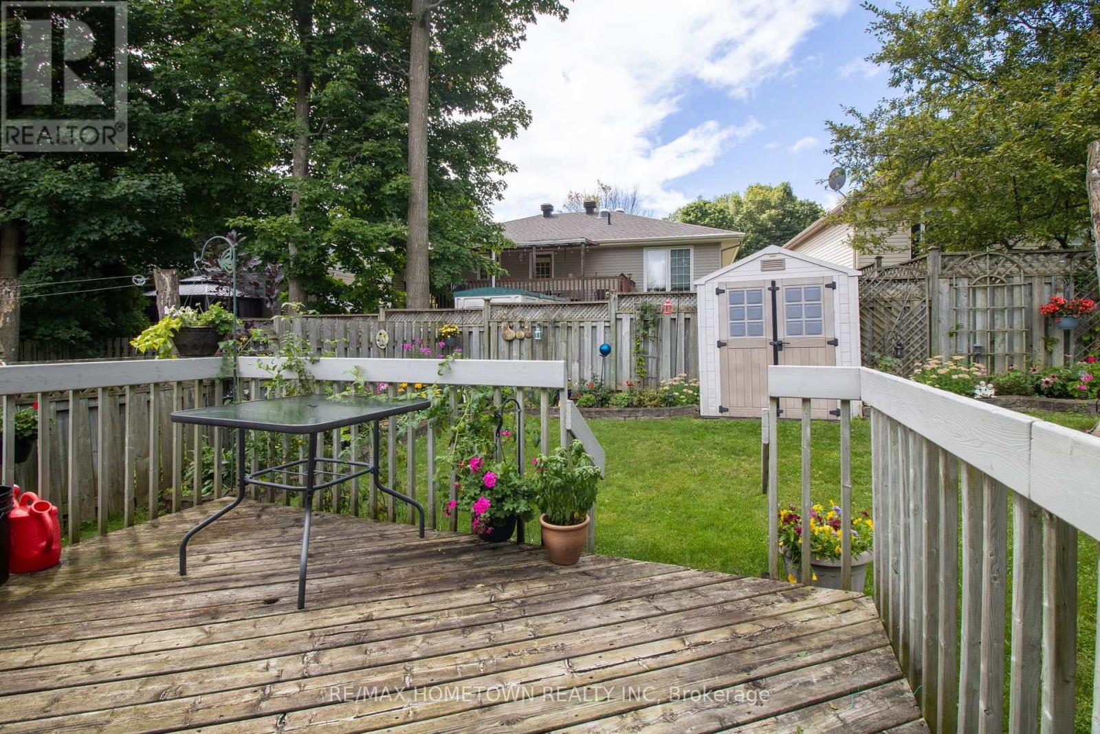 1046 BRIDLEWOOD DRIVE - 33