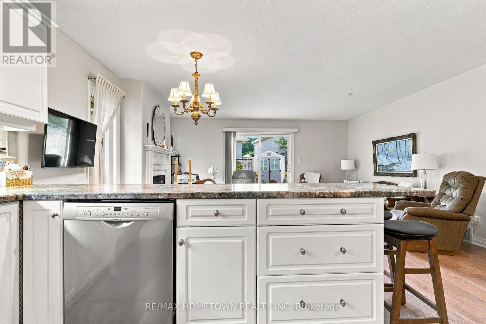 1046 BRIDLEWOOD DRIVE - 9