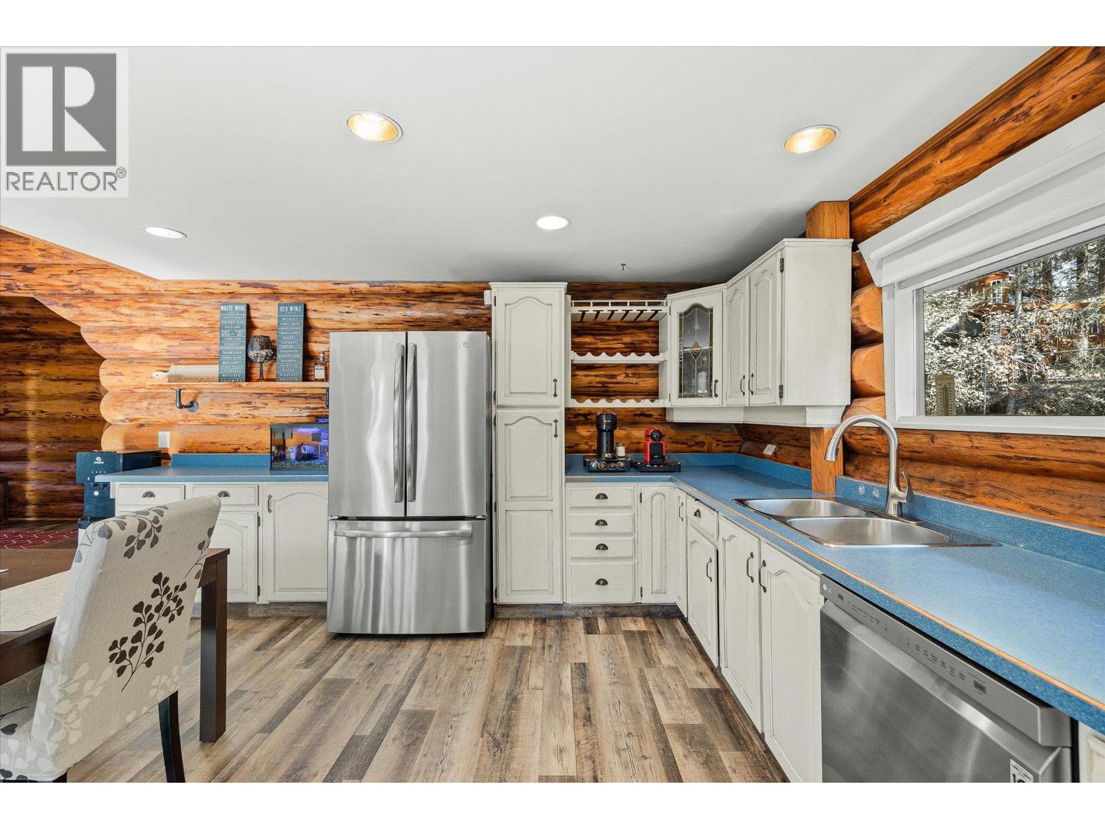  1725 Keloka Drive, West Kelowna