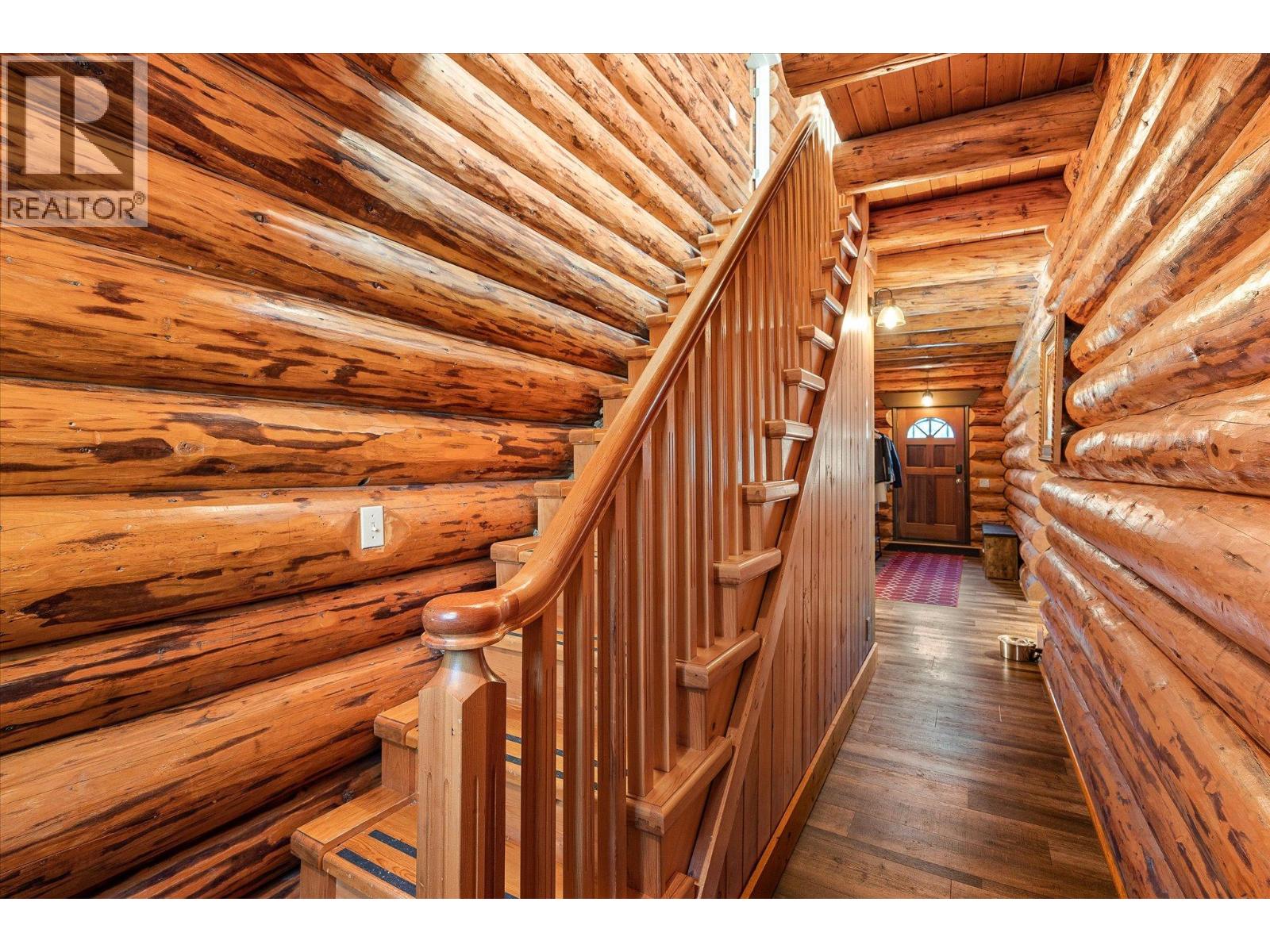  1725 Keloka Drive, West Kelowna
