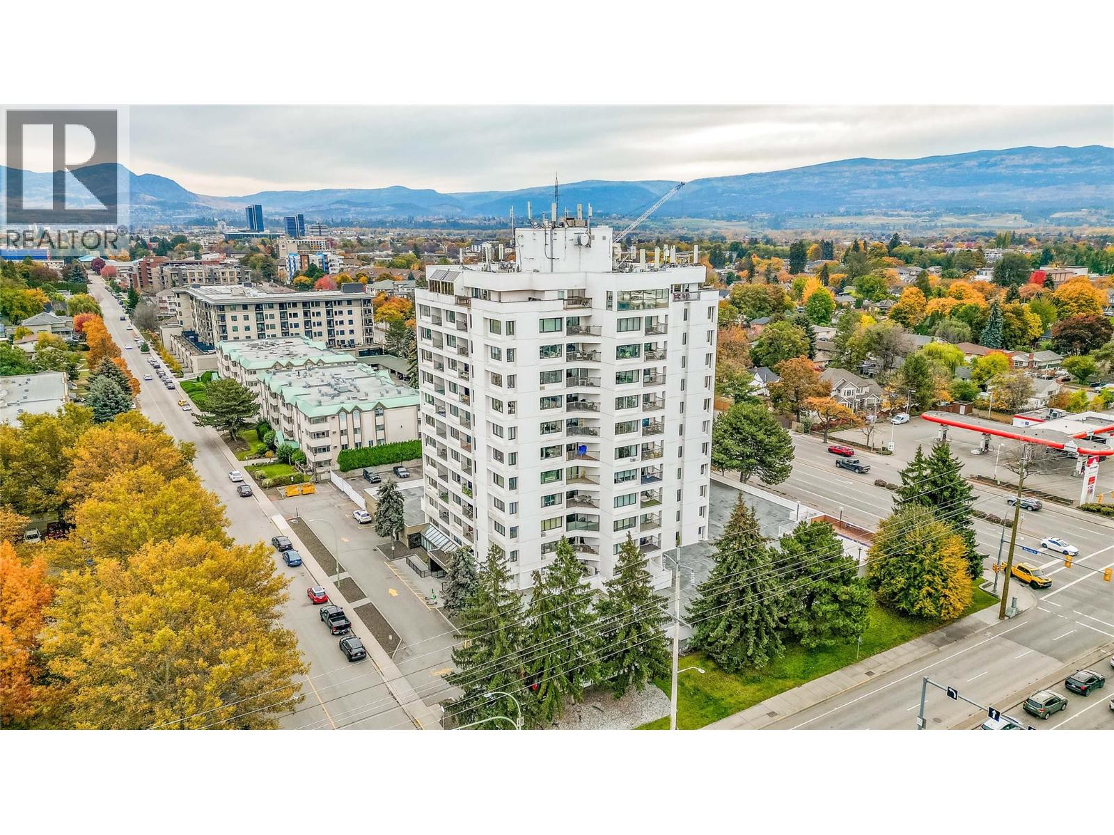 #303 737 Leon Avenue - 1