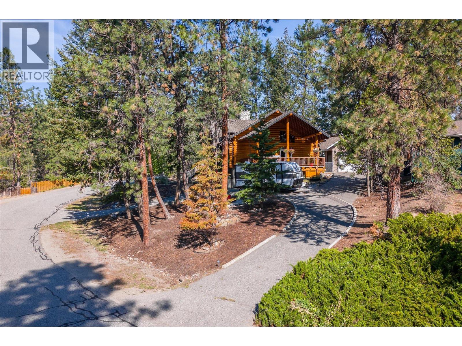  1725 Keloka Drive, West Kelowna