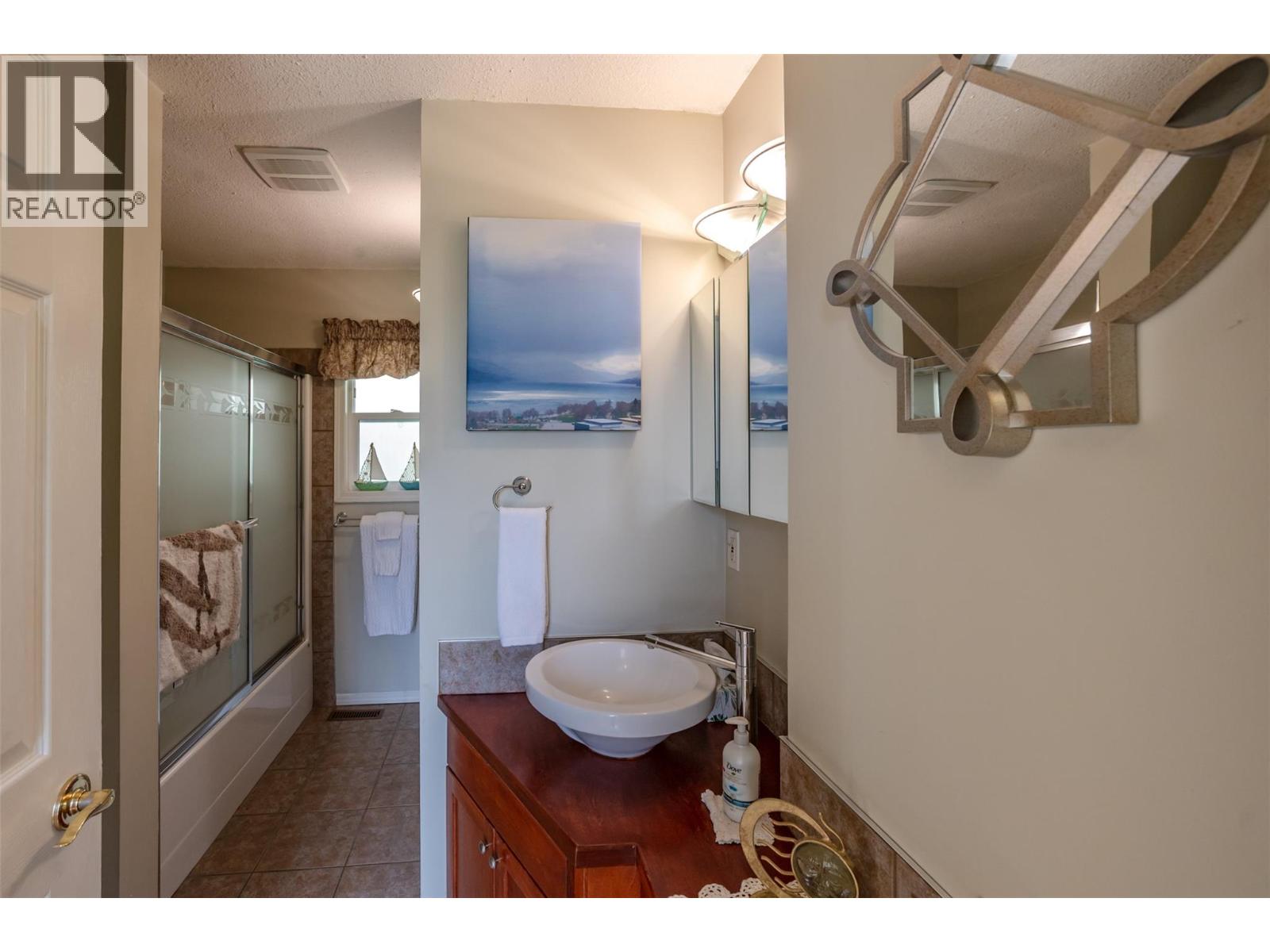  4744 Lakeside Road, Penticton