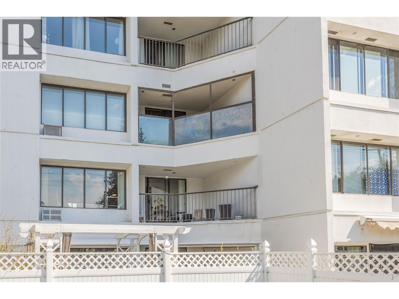 303 737 Leon Avenue, Kelowna
