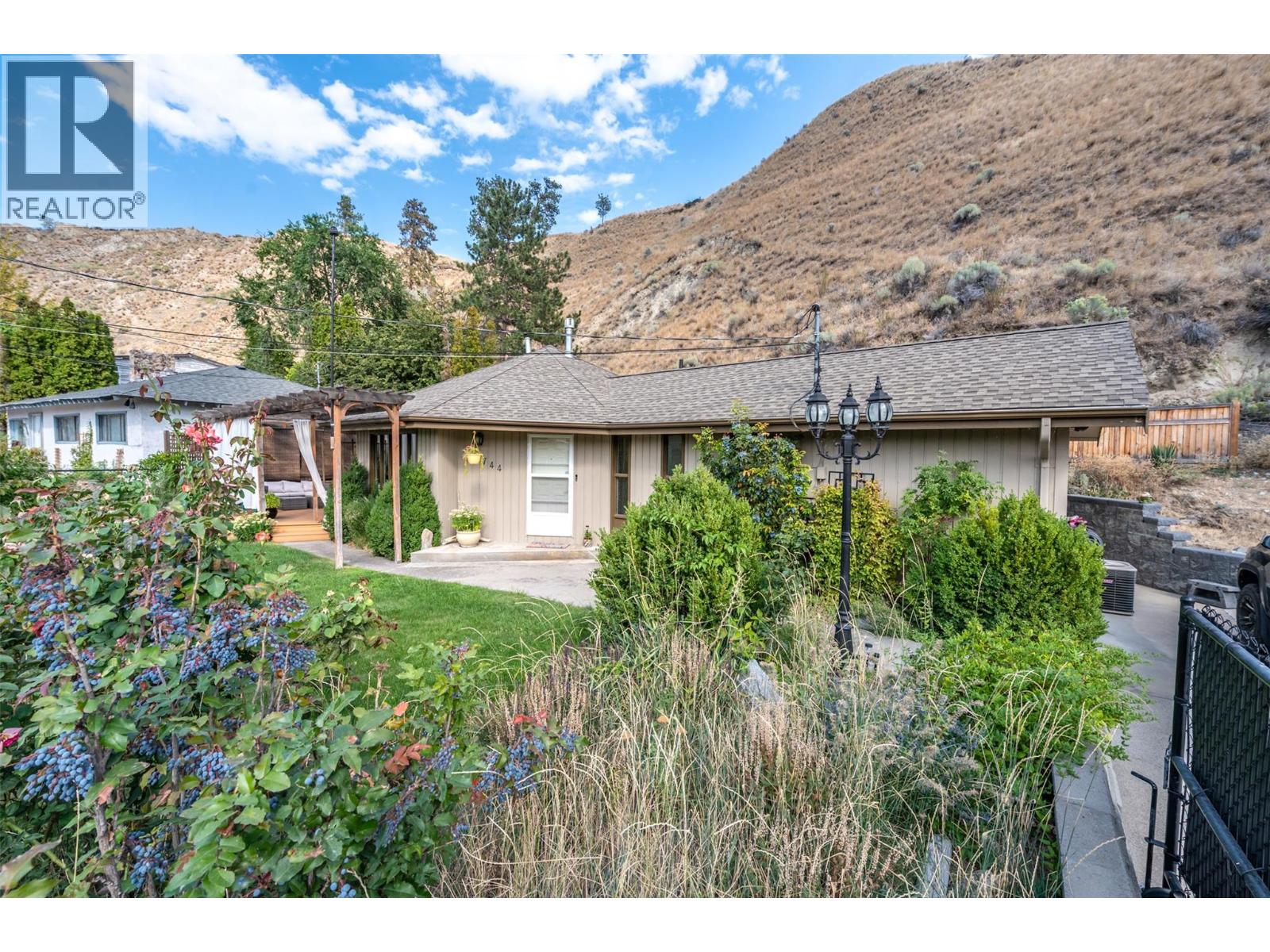  4744 Lakeside Road, Penticton