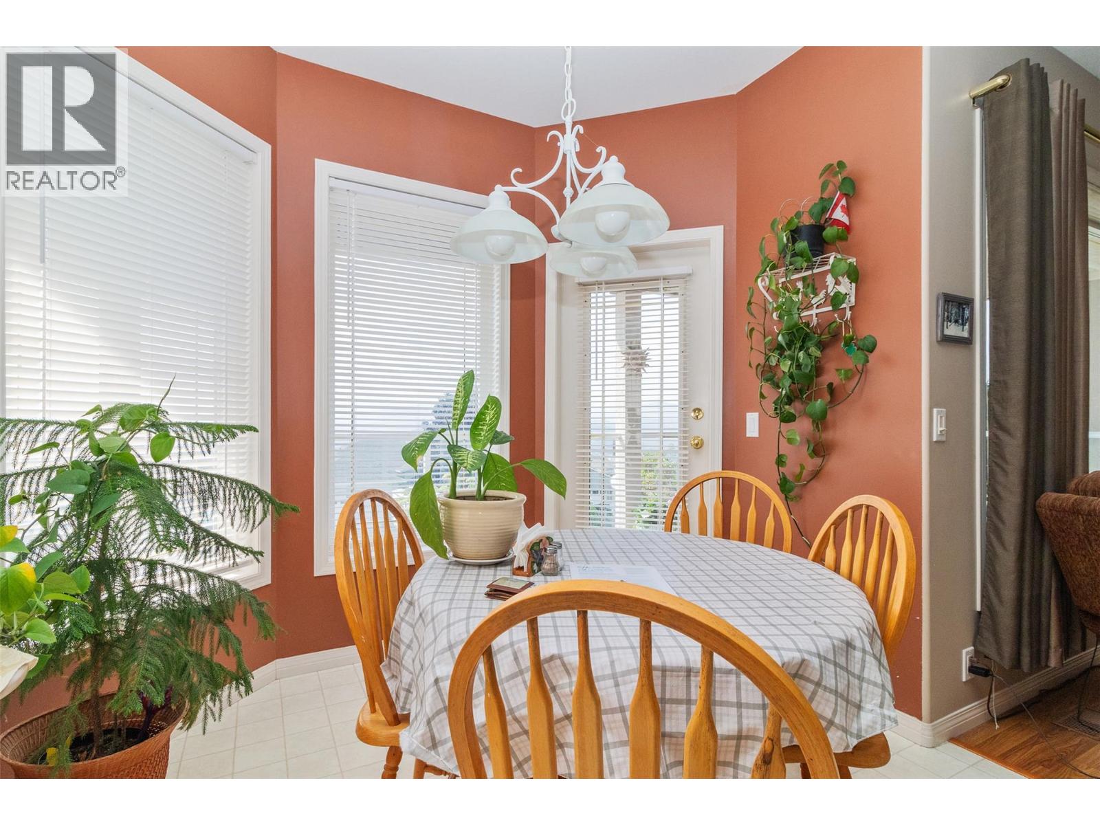 843 Lone Pine Drive - 9