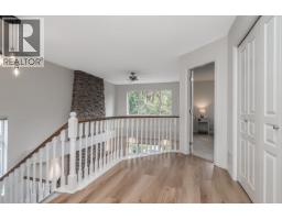 24128 Hill Avenue, Maple Ridge, BC V2W2C9 Photo 15