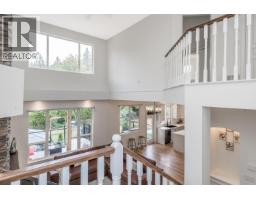 24128 Hill Avenue, Maple Ridge, BC V2W2C9 Photo 16