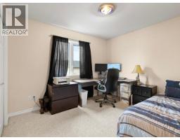 105 Pueblo Crescent, Whitehorse, YT Y1A6V3 Photo 12