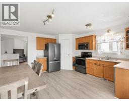 Primary Bedroom - 105 Pueblo Crescent, Whitehorse, YT Y1A6V3 Photo 6
