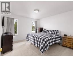 Bedroom - 105 Pueblo Crescent, Whitehorse, YT Y1A6V3 Photo 9