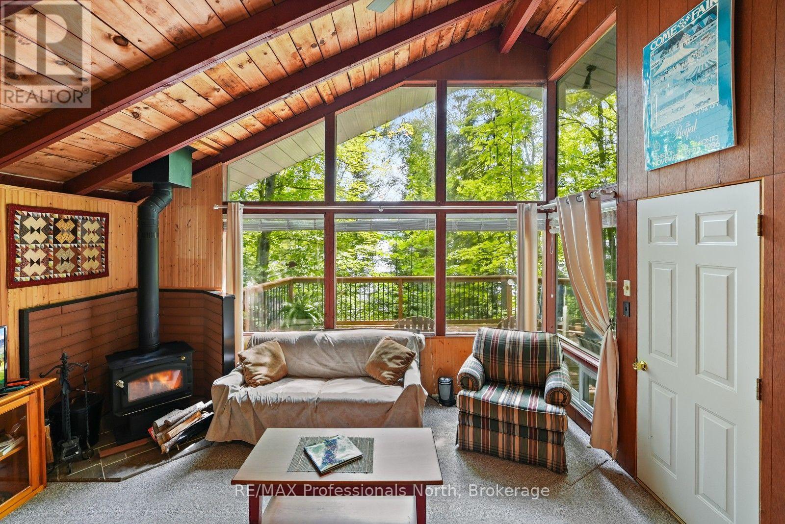 1041 PENNY LANE - Image 16
