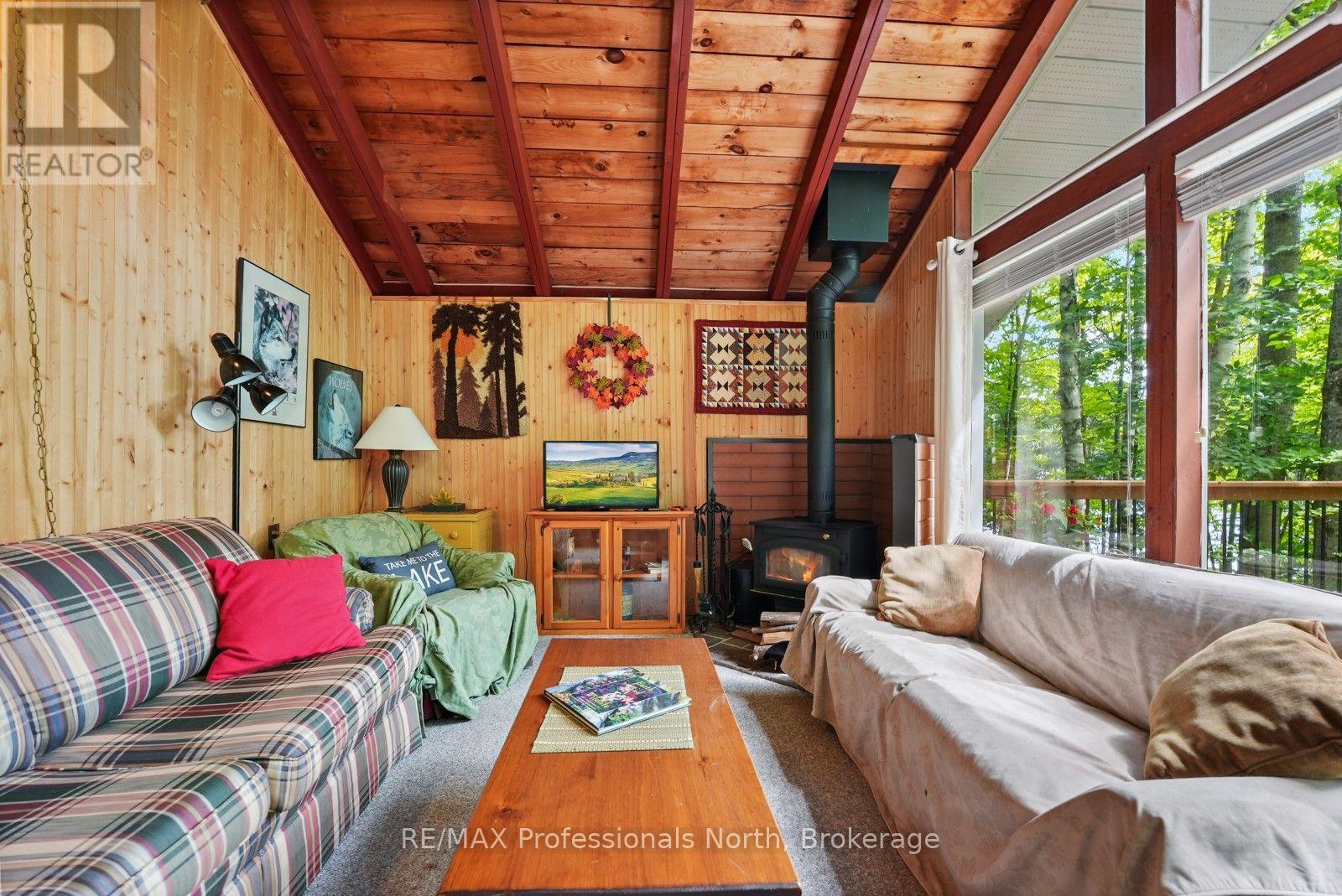 1041 PENNY LANE - Image 17