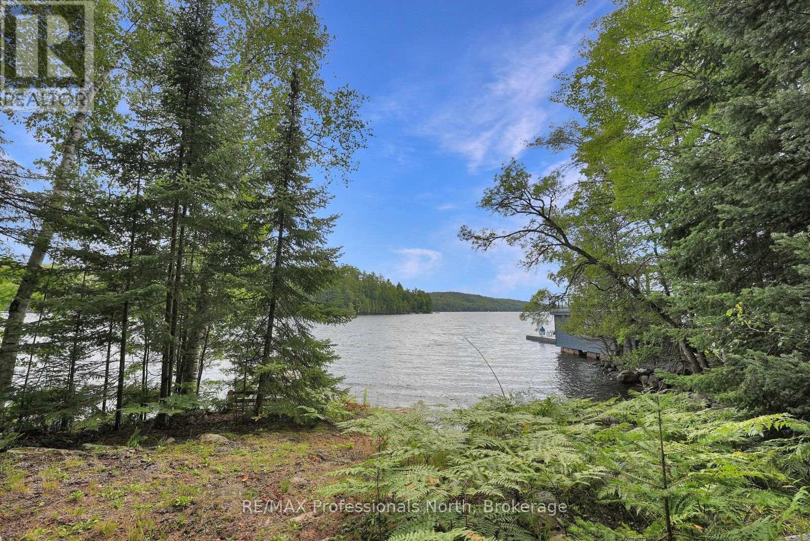 1041 PENNY LANE - 32
