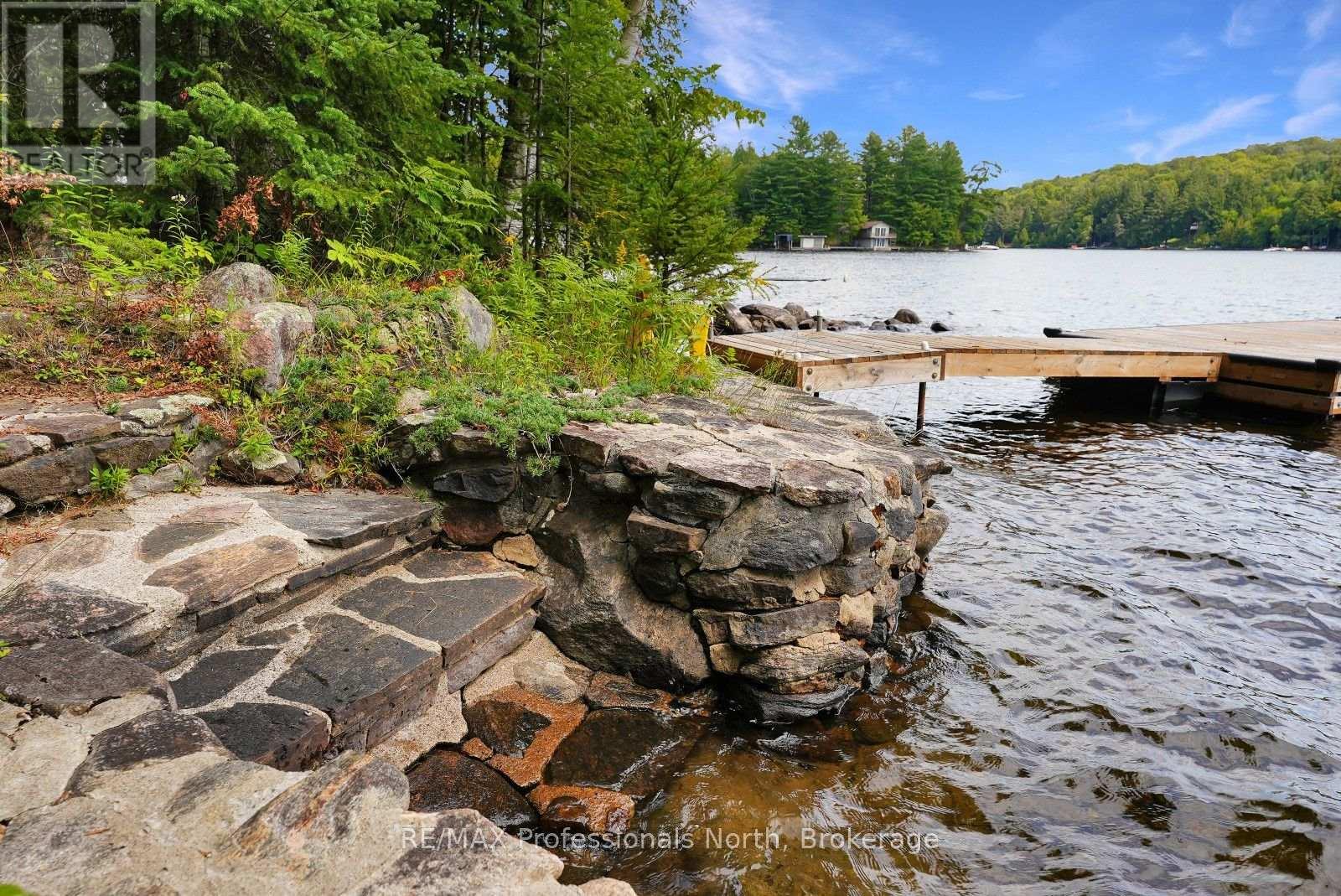 1041 PENNY LANE - 37
