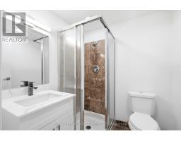 101 - 2900 Yonge Street, Toronto, ON M4N3N8 Photo 14