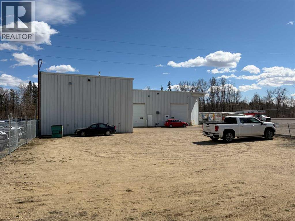 Listing photo – 2 & 3, 4768 Riverside Drive, Red Deer