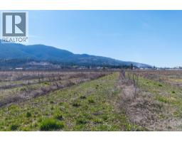 1448 Otter Lake Cross Road, Spallumcheen, BC V0E1B5 Photo 14