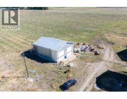 Primary Bedroom - 1448 Otter Lake Cross Road, Spallumcheen, BC V0E1B5 Photo 11
