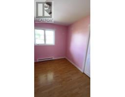 103 Firdale Drive thumbnail 9