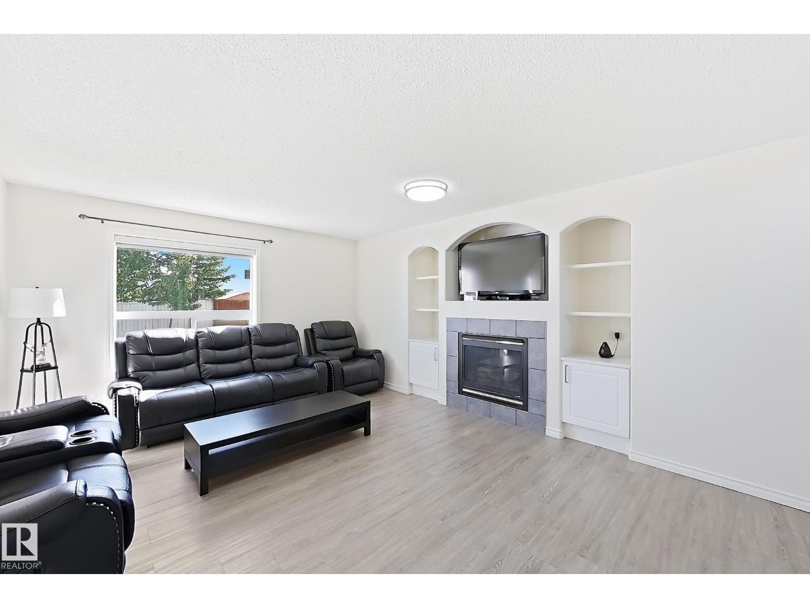 3525 22 st NW - 14