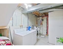 3525 22 St Nw Nw, Edmonton, AB T6T1W2 Photo 31