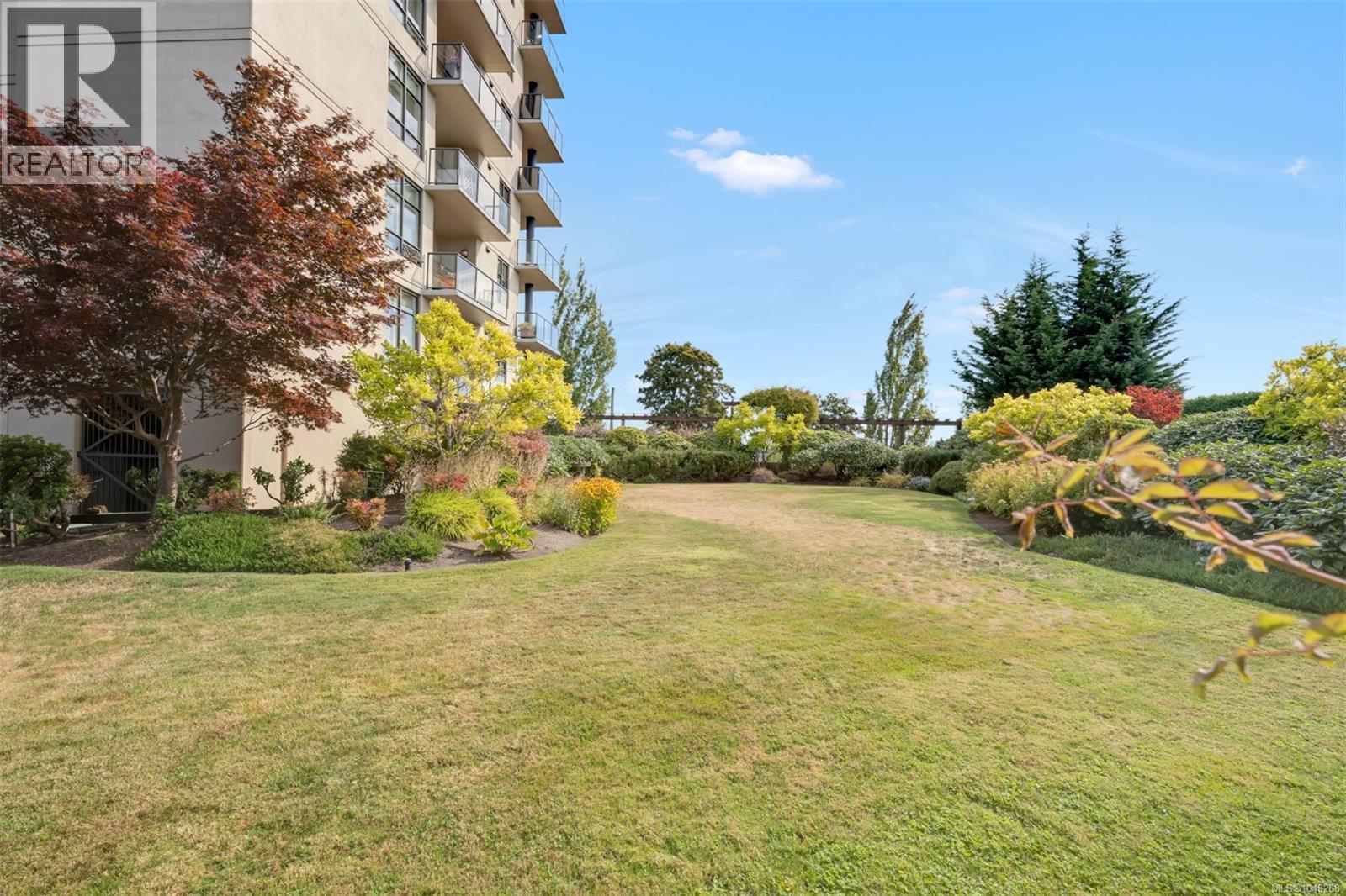 #101 225 Rosehill St - 11