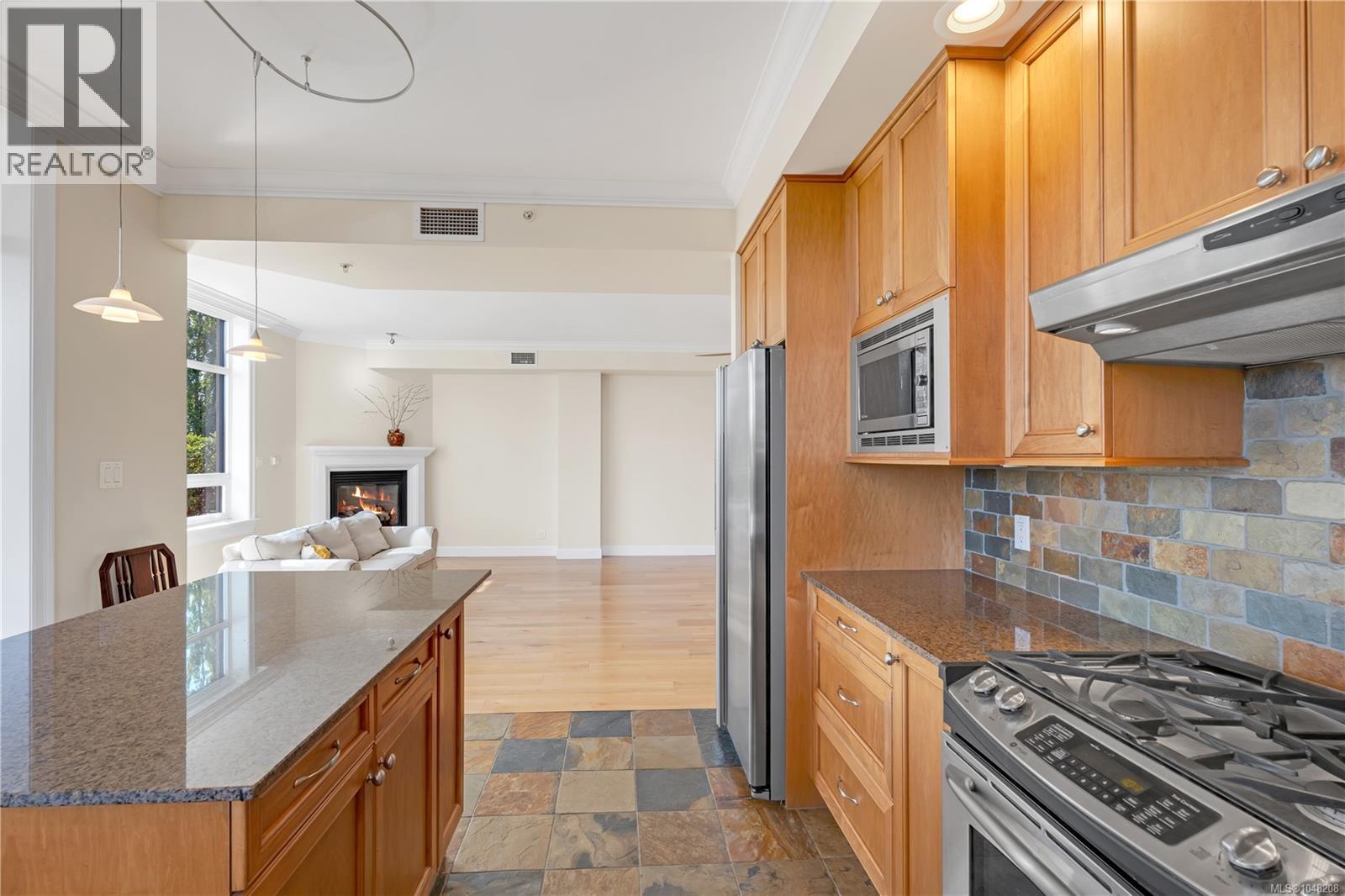 #101 225 Rosehill St - Image 19