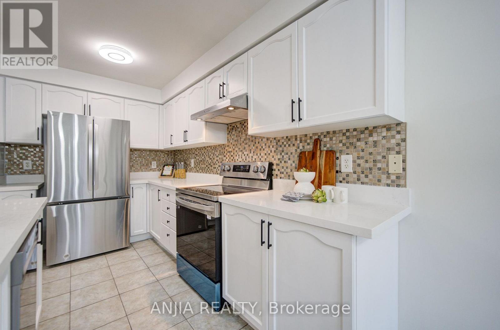 73 HAWKSBURY ROAD - Image 12