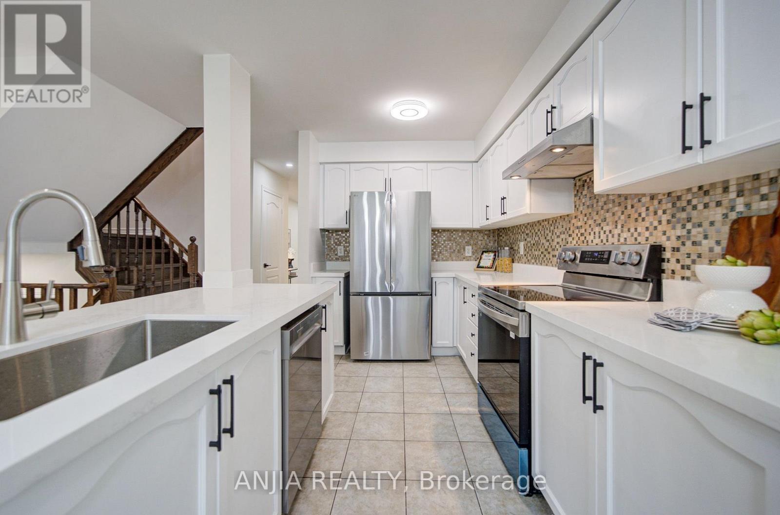 73 HAWKSBURY ROAD - Image 13