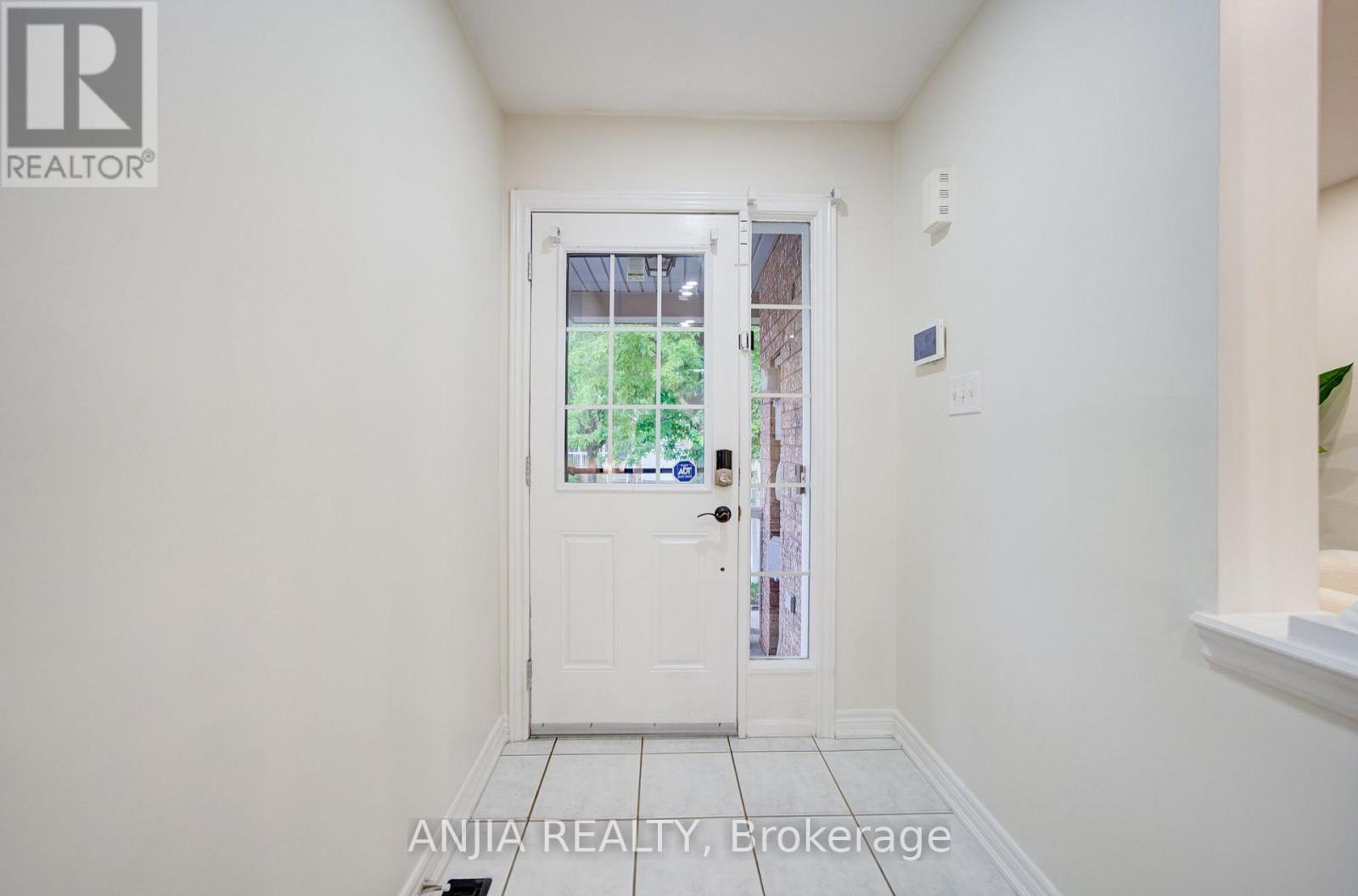 73 HAWKSBURY ROAD, Markham photo 4