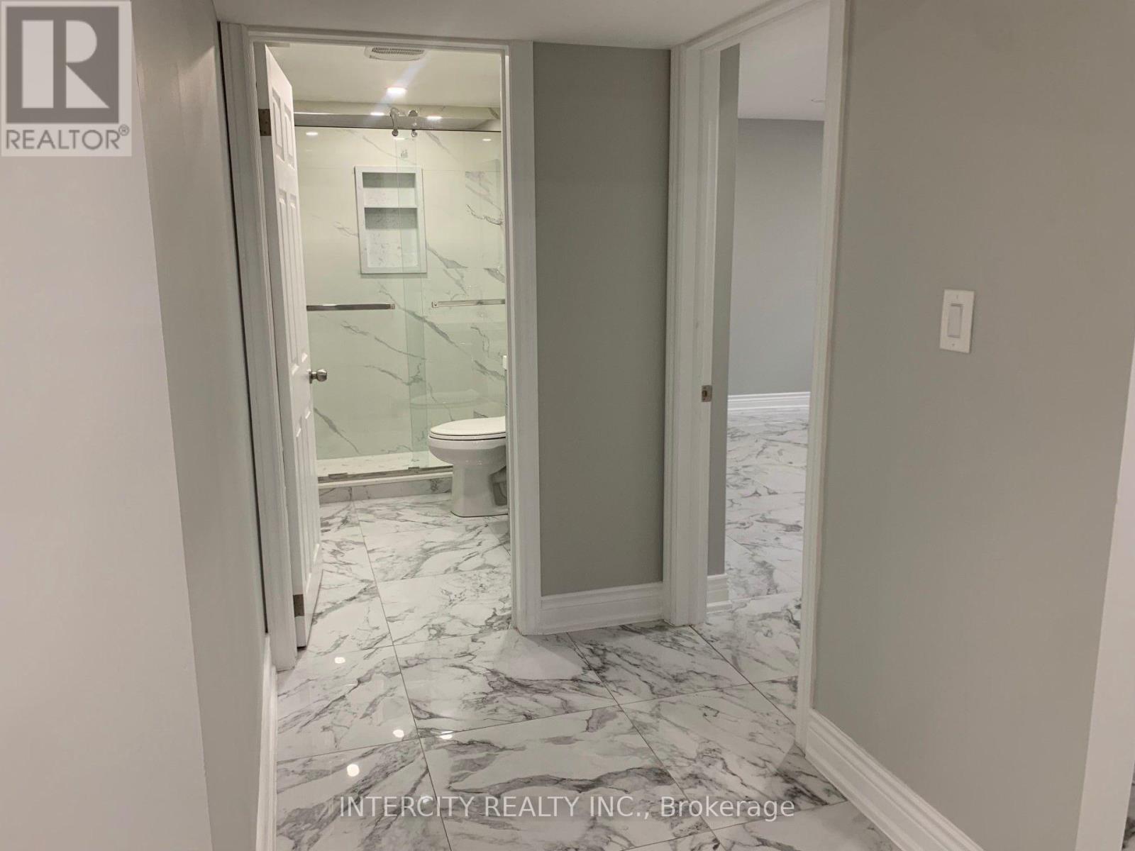 #Bsmt 133 Romanelli Crescent, Bradford West Gwillimbury (Bradford), Ontario, L3Z0E7, Bradford West Gwillimbury (Bradford), Ontario — photo 5 of 5
