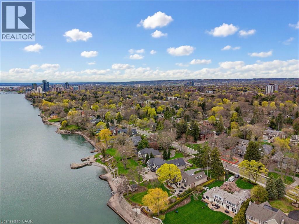 3083 LAKESHORE Road - 49