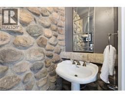 4pc Ensuite bath - 3083 Lakeshore Road, Burlington, ON L7N1A3 Photo 15