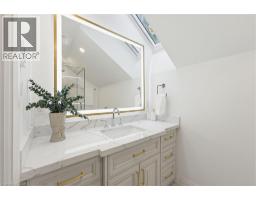 3083 Lakeshore Road, Burlington, ON L7N1A3 Photo 39