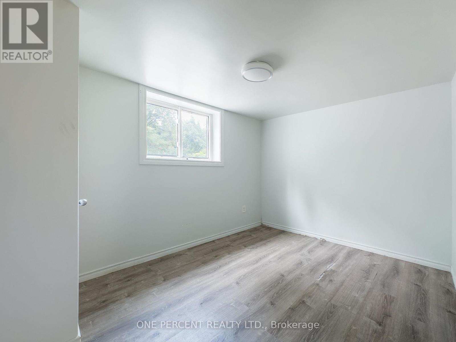 16 DALY STREET - Image 20