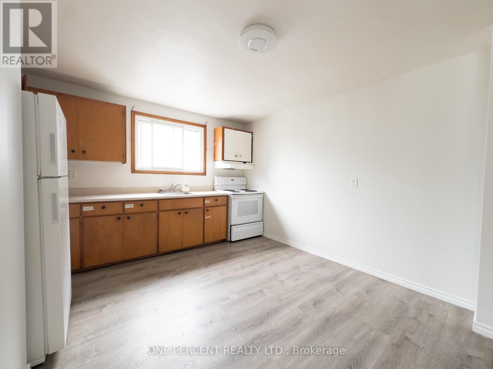 16 DALY STREET - Image 5