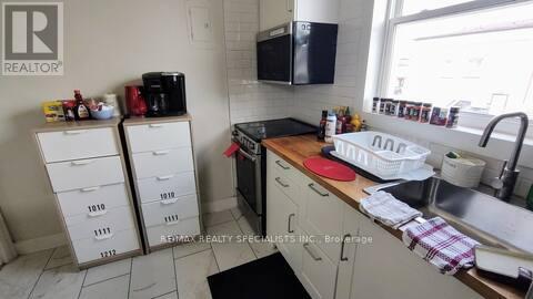 Photo of 1064 Barton Street