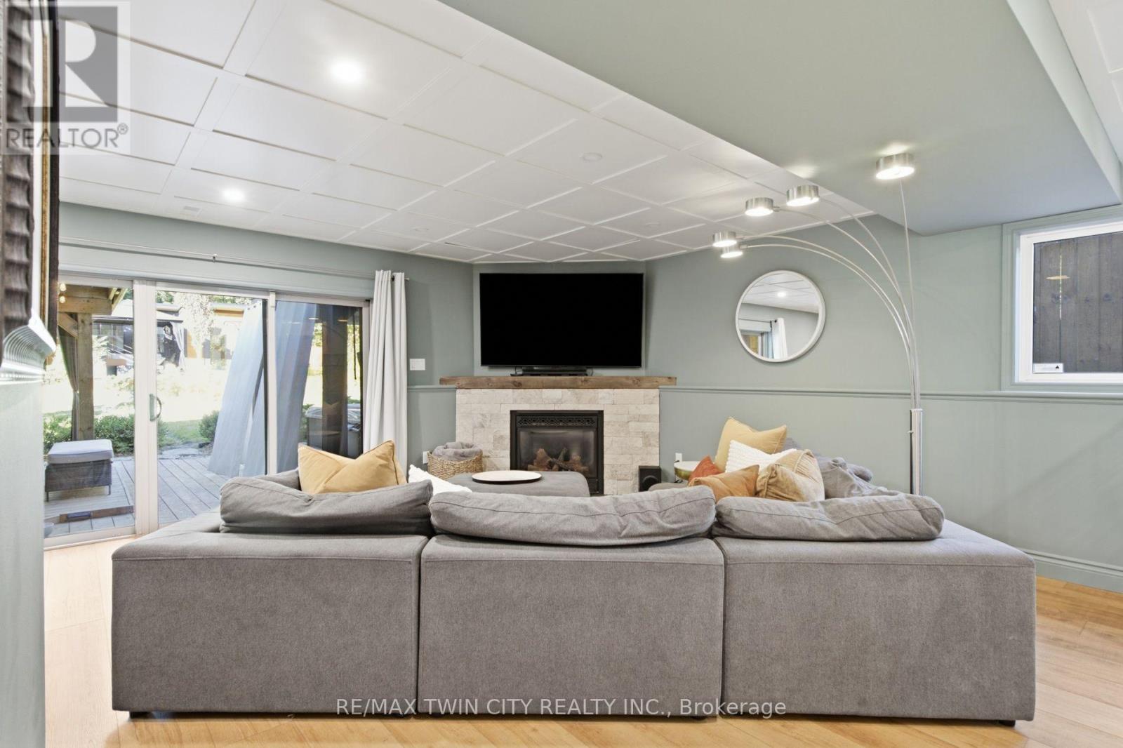 445 SHERRING STREET - Image 18
